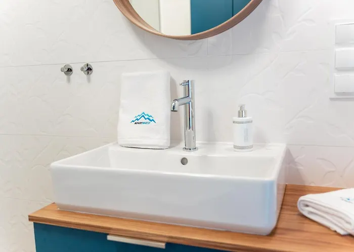 Swierkowy 6 Dolina Szczescia Invest *